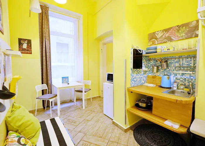 Supreme Astoria Semmelweis * Budapest