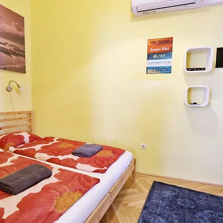 Supreme Astoria Semmelweis Apartment Budapest