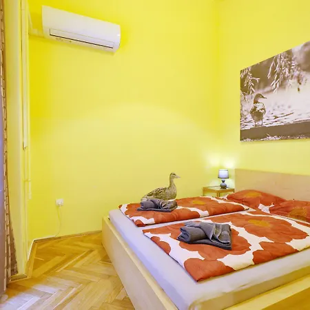 Supreme Astoria Semmelweis Budapest