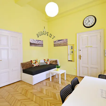 Apartment Supreme Astoria Semmelweis *